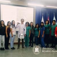 MLS-Lasertherapie an der Universidad Ricardo Palma, Peru